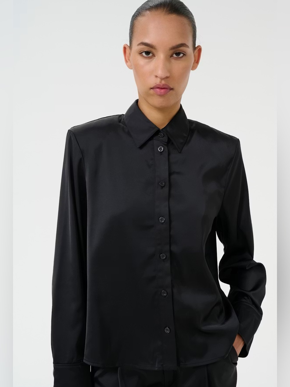 GESTUZ ‘YacmineGZ’ Boxy Button-Down Shirt